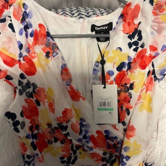 DKNY WRAP MIDI DRESS - Picture 2 of 3